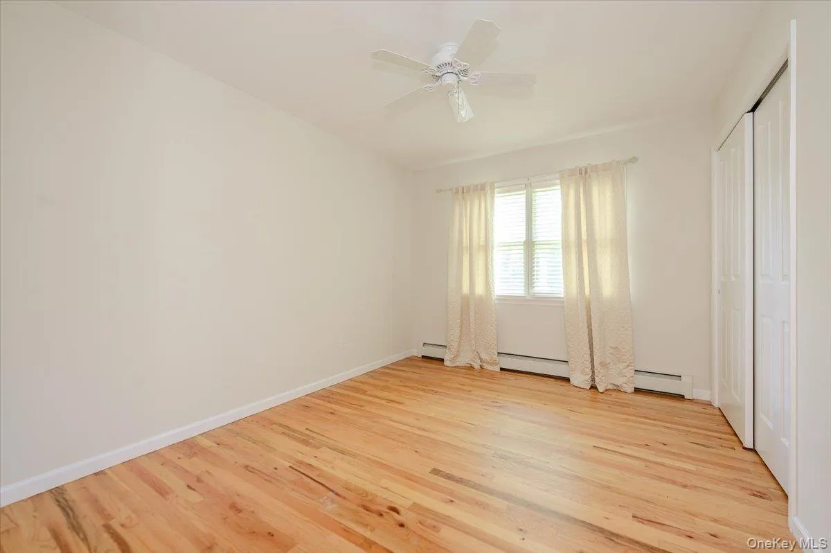 31 Carter Road, Southampton, NY, 3 Bedrooms Bedrooms, 6 Rooms Rooms,2 BathroomsBathrooms,Residential,For Rent,Carter,0,1032694 31 Carter Road, Southampton, NY, 3 Bedrooms Bedrooms, 6 Rooms Rooms,2 BathroomsBathrooms,Residential,For Rent,Carter,0,1032694