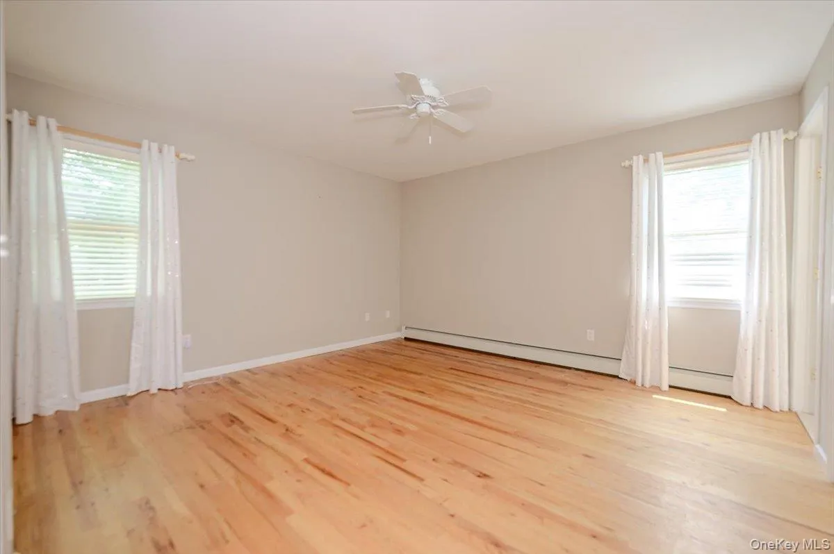 31 Carter Road, Southampton, NY, 3 Bedrooms Bedrooms, 6 Rooms Rooms,2 BathroomsBathrooms,Residential,For Rent,Carter,0,1032694 31 Carter Road, Southampton, NY, 3 Bedrooms Bedrooms, 6 Rooms Rooms,2 BathroomsBathrooms,Residential,For Rent,Carter,0,1032694