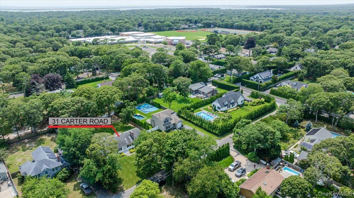 31 Carter Road, Southampton, NY, 3 Bedrooms Bedrooms, 6 Rooms Rooms,2 BathroomsBathrooms,Residential,For Rent,Carter,0,1032694 31 Carter Road, Southampton, NY, 3 Bedrooms Bedrooms, 6 Rooms Rooms,2 BathroomsBathrooms,Residential,For Rent,Carter,0,1032694