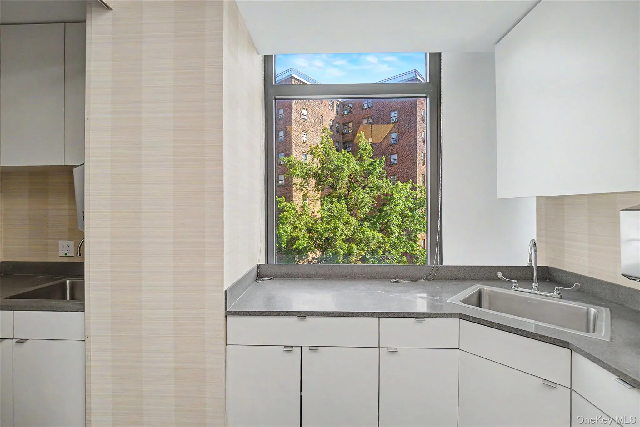 3916 Prince Street, New York, NY, ,Commercial Lease,For Rent,Prince,0,1032696 3916 Prince Street, New York, NY, ,Commercial Lease,For Rent,Prince,0,1032696