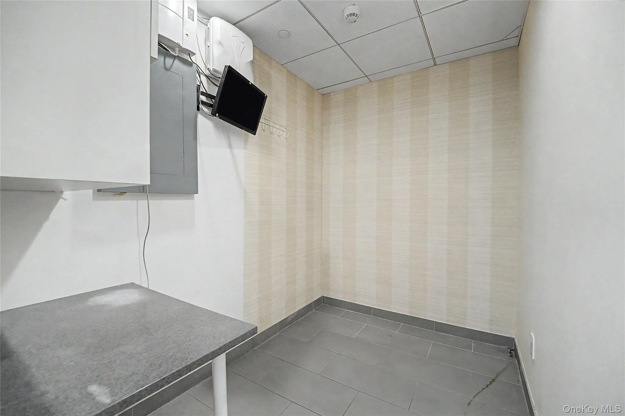 3916 Prince Street, New York, NY, ,Commercial Lease,For Rent,Prince,0,1032696 3916 Prince Street, New York, NY, ,Commercial Lease,For Rent,Prince,0,1032696