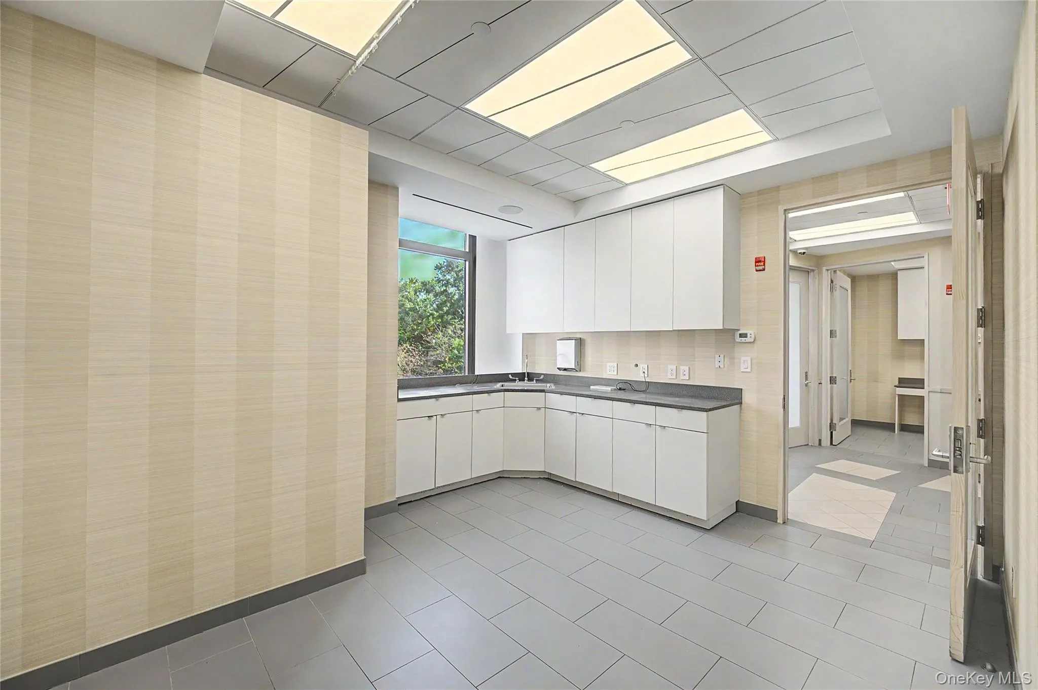 3916 Prince Street, New York, NY, ,Commercial Lease,For Rent,Prince,0,1032696 3916 Prince Street, New York, NY, ,Commercial Lease,For Rent,Prince,0,1032696