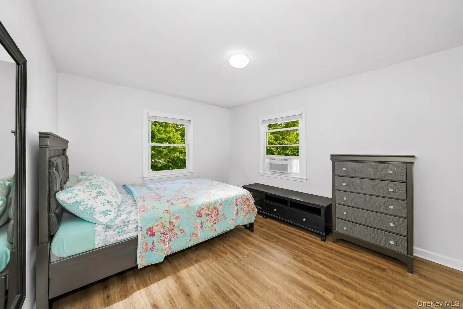 9 Van Cedar Street, Islip, NY, 4 Bedrooms Bedrooms, 12 Rooms Rooms,2 BathroomsBathrooms,Residential,For Rent,Van Cedar,0,1032697 9 Van Cedar Street, Islip, NY, 4 Bedrooms Bedrooms, 12 Rooms Rooms,2 BathroomsBathrooms,Residential,For Rent,Van Cedar,0,1032697