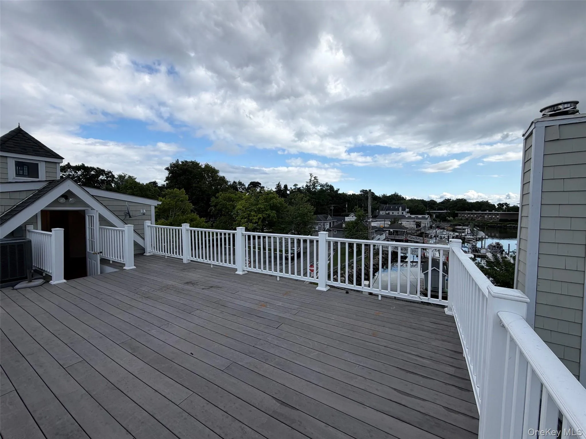 3 Hewlett Street, Rye City, NY, 2 Bedrooms Bedrooms, 6 Rooms Rooms,1 BathroomBathrooms,Residential Lease,For Rent,Hewlett,0,1032700 3 Hewlett Street, Rye City, NY, 2 Bedrooms Bedrooms, 6 Rooms Rooms,1 BathroomBathrooms,Residential Lease,For Rent,Hewlett,0,1032700