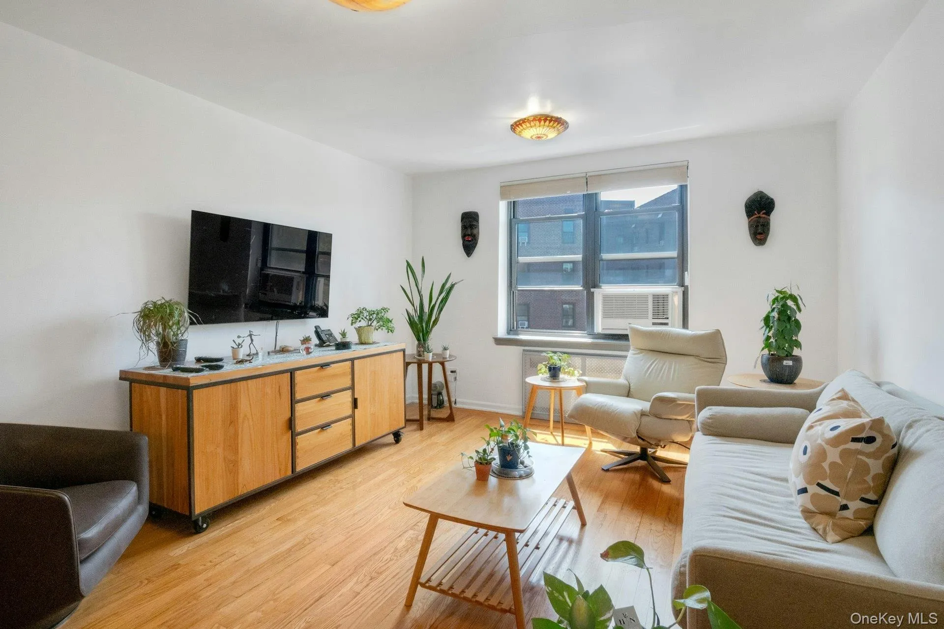 445 240th Street, New York, NY, 2 Bedrooms Bedrooms, 6 Rooms Rooms,1 BathroomBathrooms,Residential,For Rent,240th,0,1032701 445 240th Street, New York, NY, 2 Bedrooms Bedrooms, 6 Rooms Rooms,1 BathroomBathrooms,Residential,For Rent,240th,0,1032701