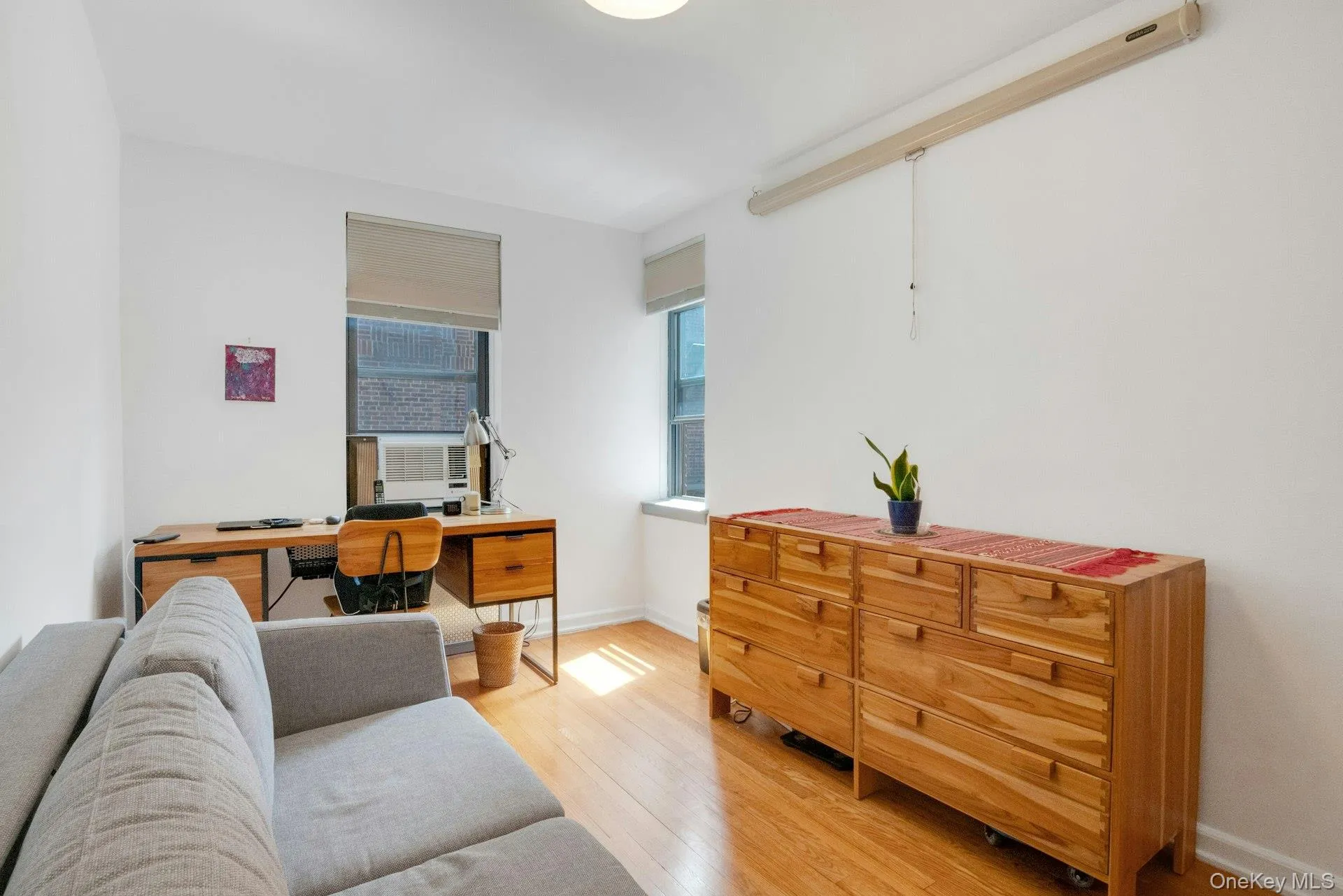 445 240th Street, New York, NY, 2 Bedrooms Bedrooms, 6 Rooms Rooms,1 BathroomBathrooms,Residential,For Rent,240th,0,1032701 445 240th Street, New York, NY, 2 Bedrooms Bedrooms, 6 Rooms Rooms,1 BathroomBathrooms,Residential,For Rent,240th,0,1032701