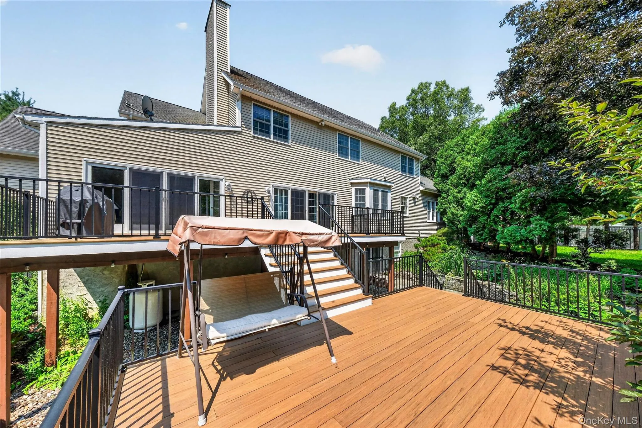 Plenty of lounge space on the lower deck as well! Plenty of lounge space on the lower deck as well!