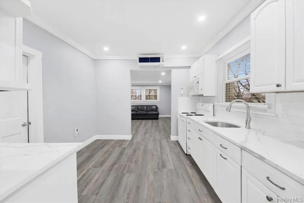 39 Helena Avenue, Cortlandt, NY, 2 Bedrooms Bedrooms, 5 Rooms Rooms,1 BathroomBathrooms,Residential Lease,For Rent,Helena,0,1032705 39 Helena Avenue, Cortlandt, NY, 2 Bedrooms Bedrooms, 5 Rooms Rooms,1 BathroomBathrooms,Residential Lease,For Rent,Helena,0,1032705