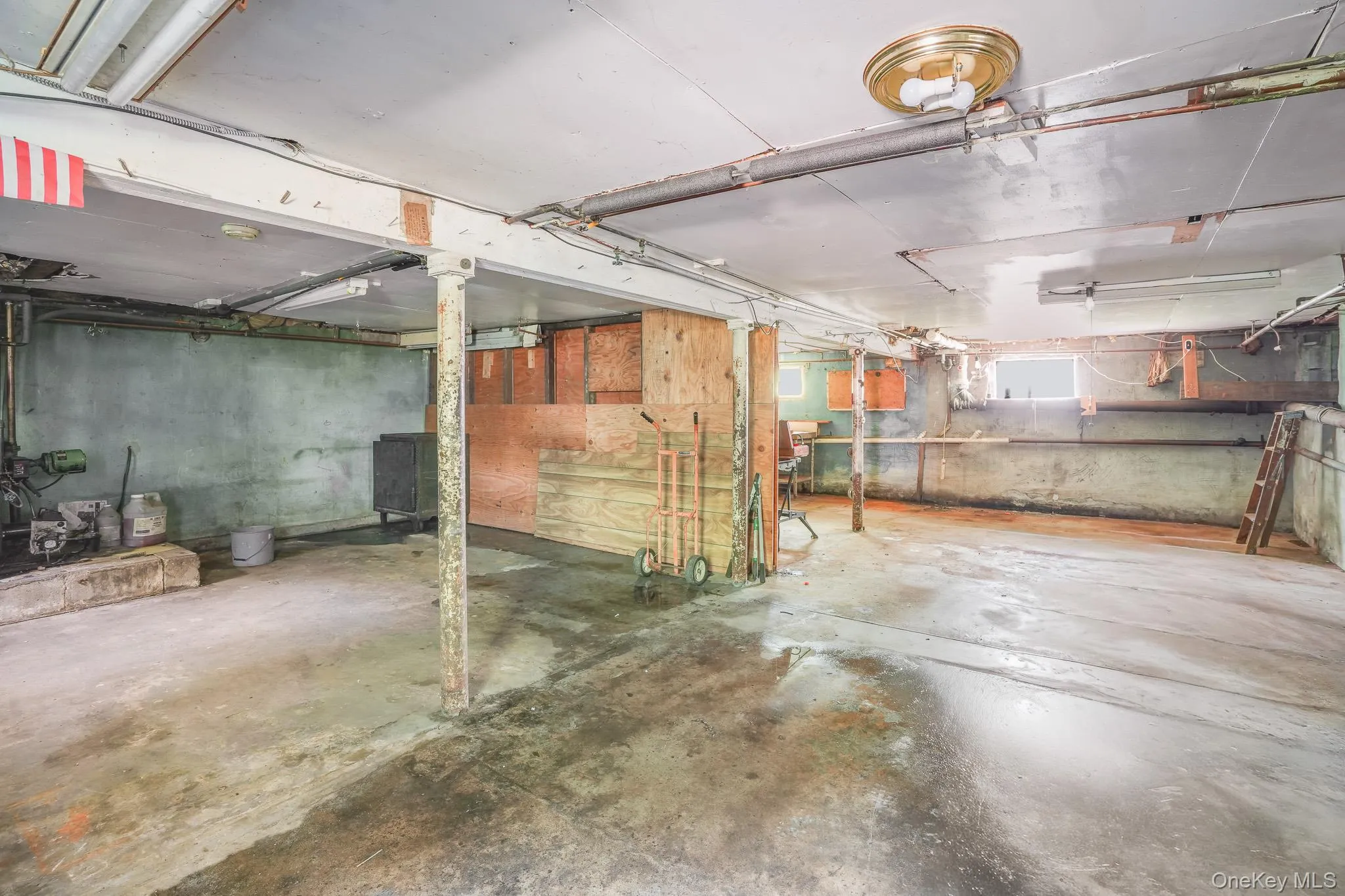12 Raymond Street, Cortlandt, NY, 3 Bedrooms Bedrooms, 5 Rooms Rooms,1 BathroomBathrooms,Residential,For Rent,Raymond,0,1032706 12 Raymond Street, Cortlandt, NY, 3 Bedrooms Bedrooms, 5 Rooms Rooms,1 BathroomBathrooms,Residential,For Rent,Raymond,0,1032706