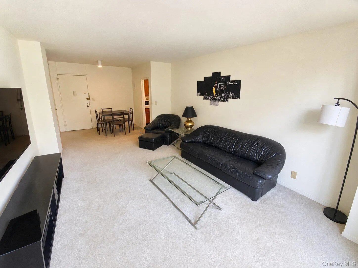 26910 Grand Central Parkway, New York, NY, 1 Bedroom Bedrooms, 5 Rooms Rooms,1 BathroomBathrooms,Residential,For Rent,Grand Central,0,1032707 26910 Grand Central Parkway, New York, NY, 1 Bedroom Bedrooms, 5 Rooms Rooms,1 BathroomBathrooms,Residential,For Rent,Grand Central,0,1032707