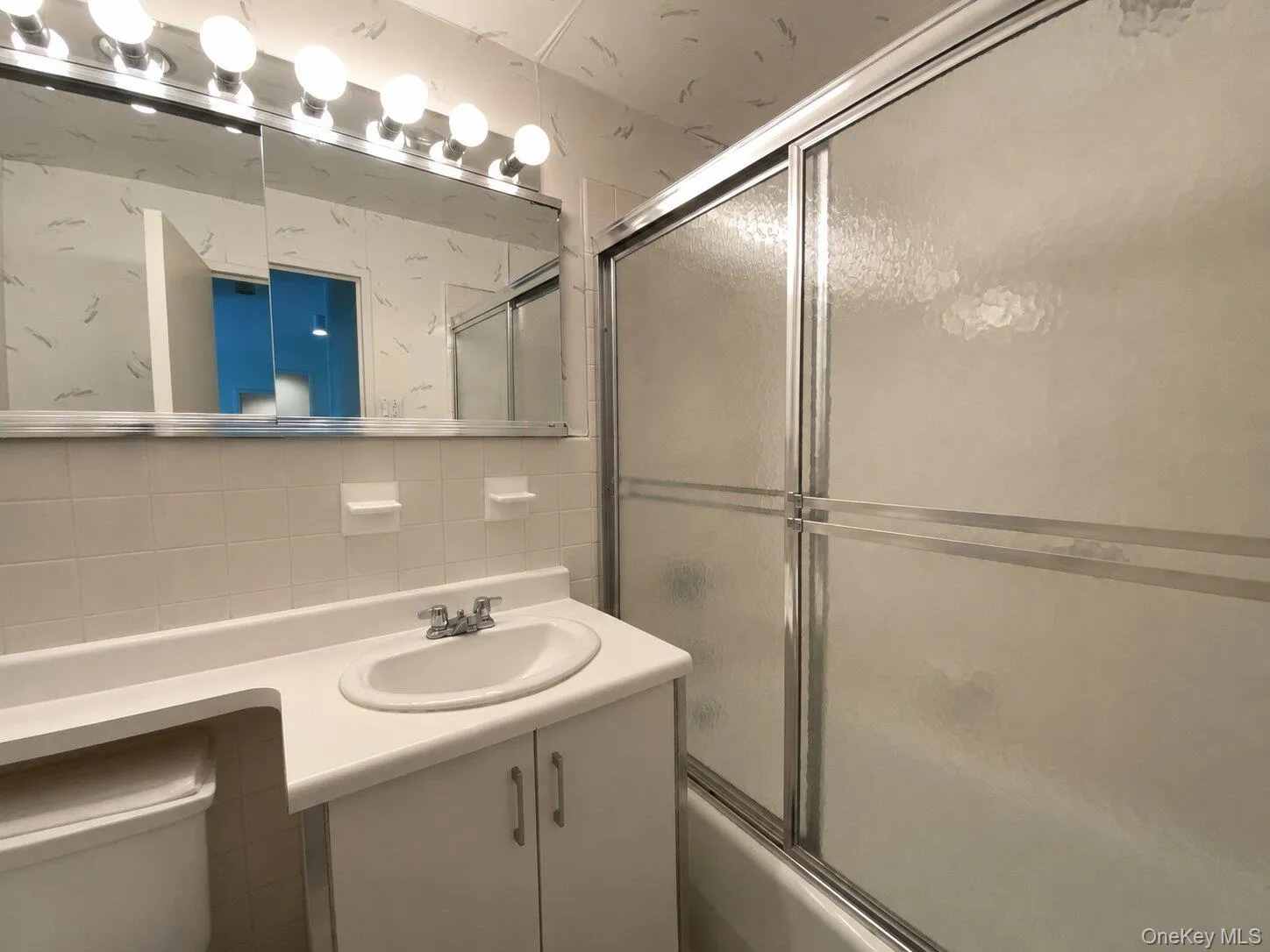26910 Grand Central Parkway, New York, NY, 1 Bedroom Bedrooms, 5 Rooms Rooms,1 BathroomBathrooms,Residential,For Rent,Grand Central,0,1032707 26910 Grand Central Parkway, New York, NY, 1 Bedroom Bedrooms, 5 Rooms Rooms,1 BathroomBathrooms,Residential,For Rent,Grand Central,0,1032707