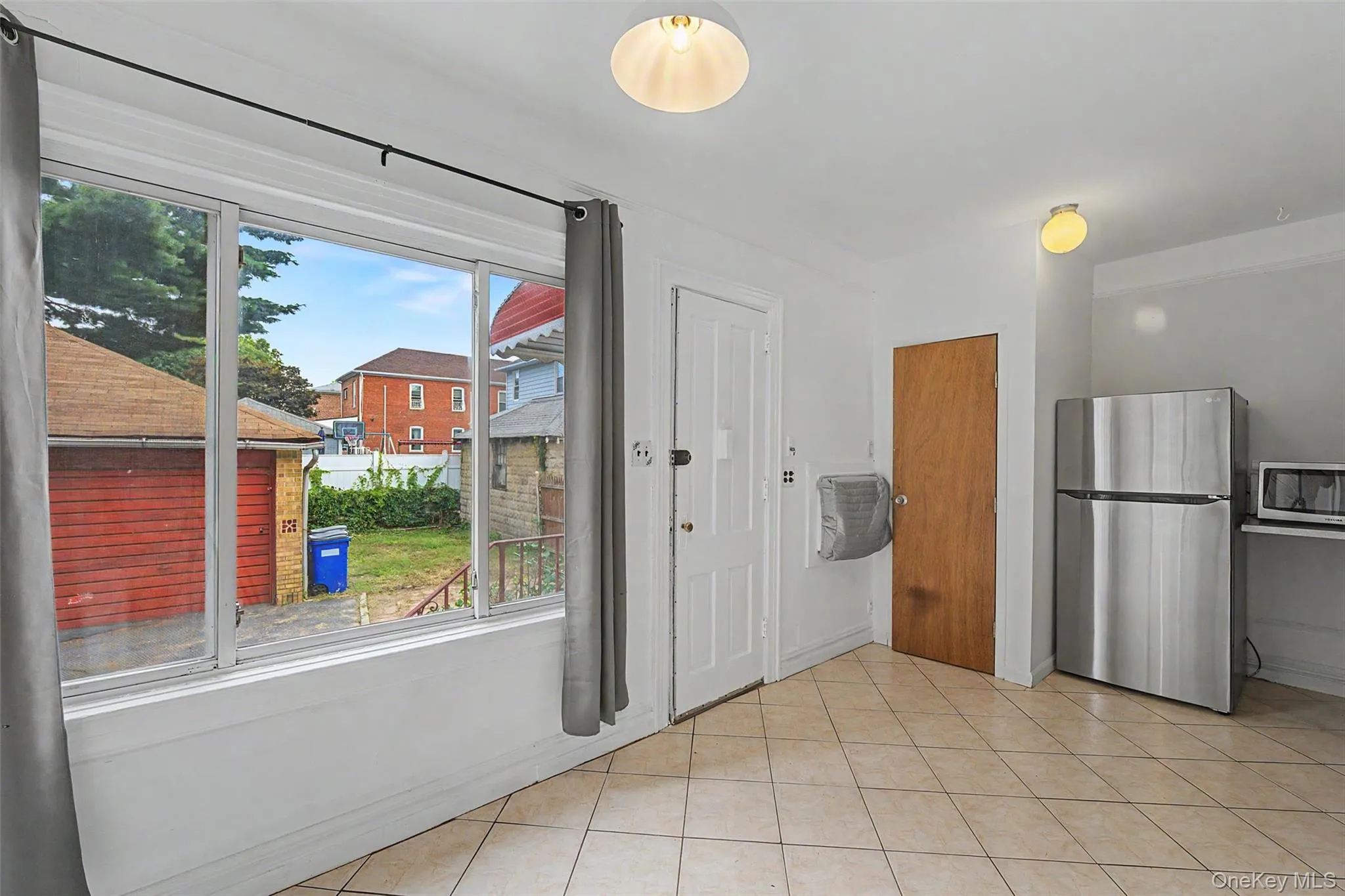 1085 Sackett Avenue, New York, NY, 3 Bedrooms Bedrooms, 6 Rooms Rooms,1 BathroomBathrooms,Residential,For Rent,Sackett,0,1032712 1085 Sackett Avenue, New York, NY, 3 Bedrooms Bedrooms, 6 Rooms Rooms,1 BathroomBathrooms,Residential,For Rent,Sackett,0,1032712