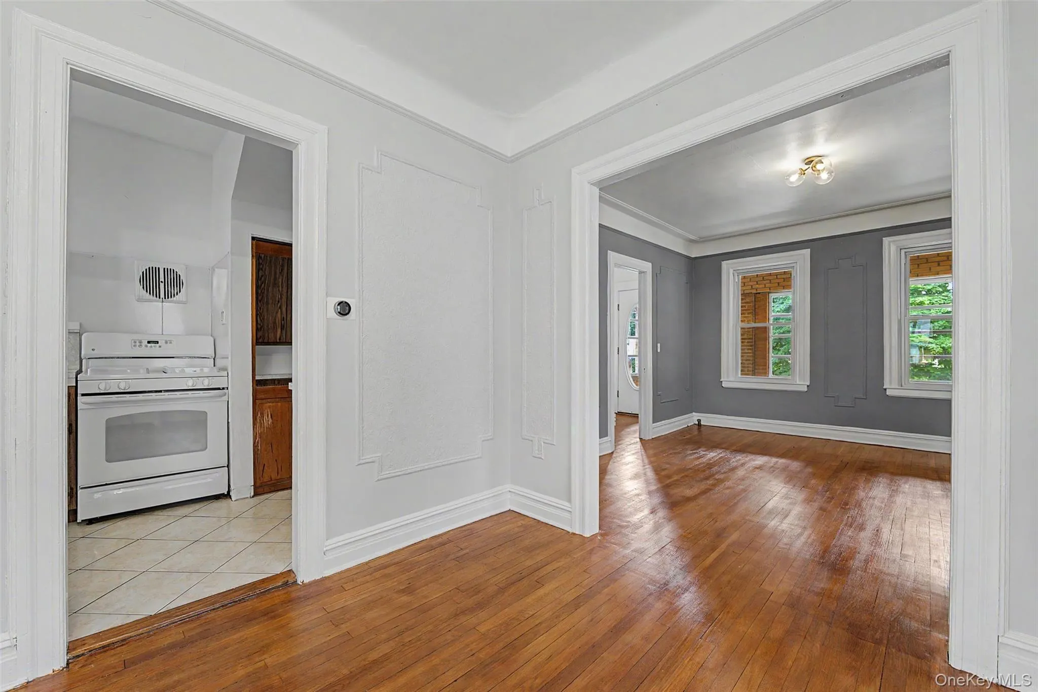 1085 Sackett Avenue, New York, NY, 3 Bedrooms Bedrooms, 6 Rooms Rooms,1 BathroomBathrooms,Residential,For Rent,Sackett,0,1032712 1085 Sackett Avenue, New York, NY, 3 Bedrooms Bedrooms, 6 Rooms Rooms,1 BathroomBathrooms,Residential,For Rent,Sackett,0,1032712