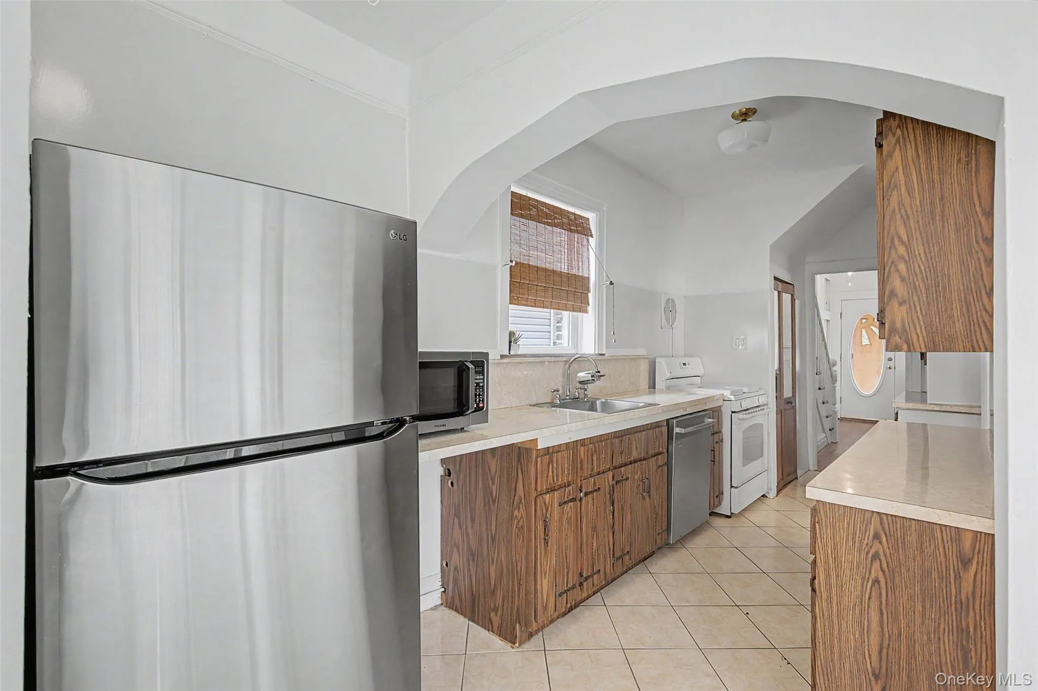 1085 Sackett Avenue, New York, NY, 3 Bedrooms Bedrooms, 6 Rooms Rooms,1 BathroomBathrooms,Residential,For Rent,Sackett,0,1032712 1085 Sackett Avenue, New York, NY, 3 Bedrooms Bedrooms, 6 Rooms Rooms,1 BathroomBathrooms,Residential,For Rent,Sackett,0,1032712