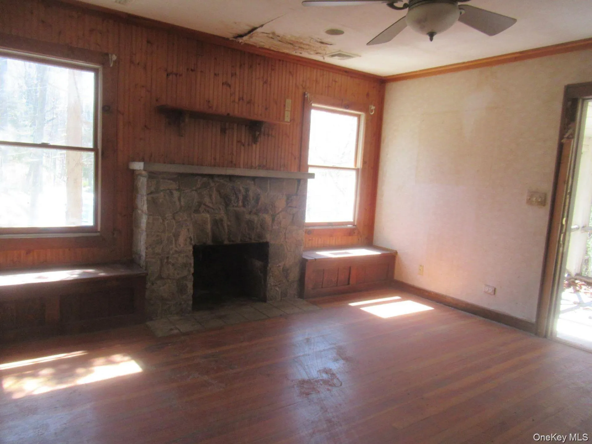 58 Hillside Drive, Carmel, NY, 2 Bedrooms Bedrooms, 5 Rooms Rooms,1 BathroomBathrooms,Residential,For Rent,Hillside,0,1032713 58 Hillside Drive, Carmel, NY, 2 Bedrooms Bedrooms, 5 Rooms Rooms,1 BathroomBathrooms,Residential,For Rent,Hillside,0,1032713