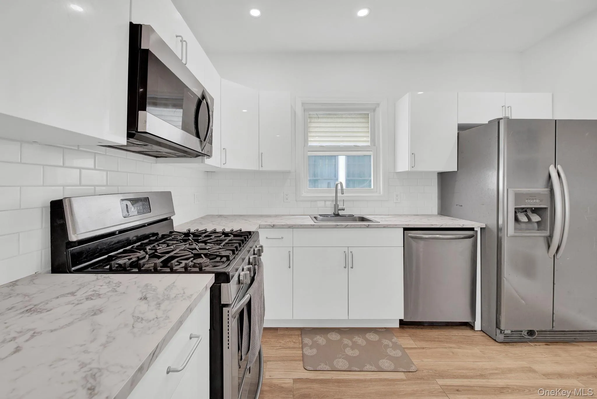339 Fulton Street, Long Beach, NY, 3 Bedrooms Bedrooms, 9 Rooms Rooms,2 BathroomsBathrooms,Residential,For Rent,Fulton,0,1032716 339 Fulton Street, Long Beach, NY, 3 Bedrooms Bedrooms, 9 Rooms Rooms,2 BathroomsBathrooms,Residential,For Rent,Fulton,0,1032716