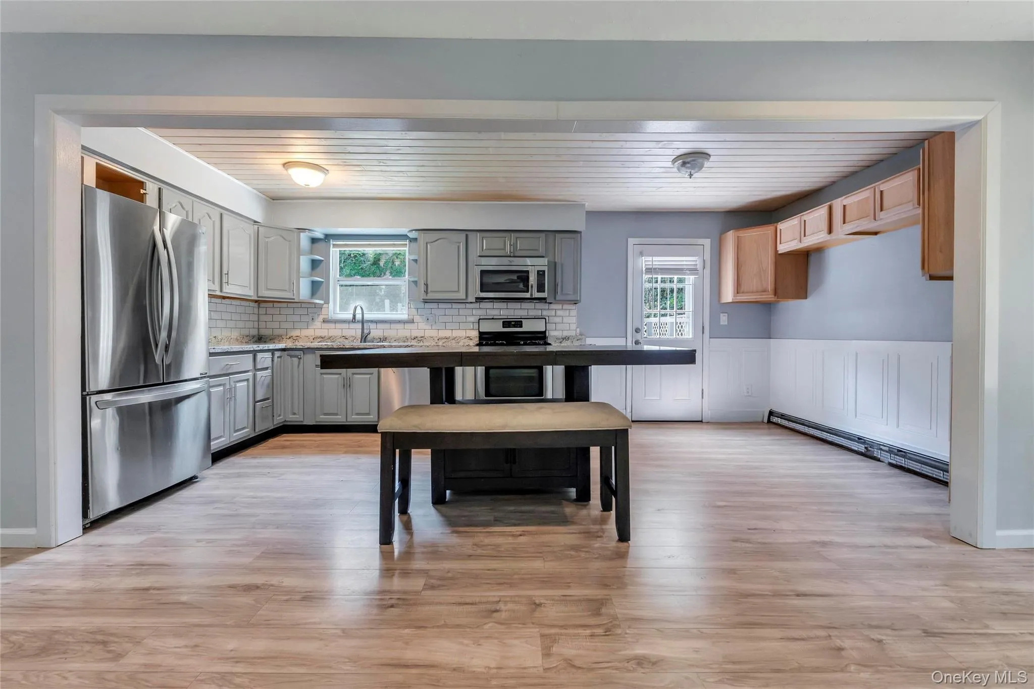 14 Seaside Avenue, Brookhaven, NY, 4 Bedrooms Bedrooms, 6 Rooms Rooms,2 BathroomsBathrooms,Residential,For Rent,Seaside,0,1032717 14 Seaside Avenue, Brookhaven, NY, 4 Bedrooms Bedrooms, 6 Rooms Rooms,2 BathroomsBathrooms,Residential,For Rent,Seaside,0,1032717