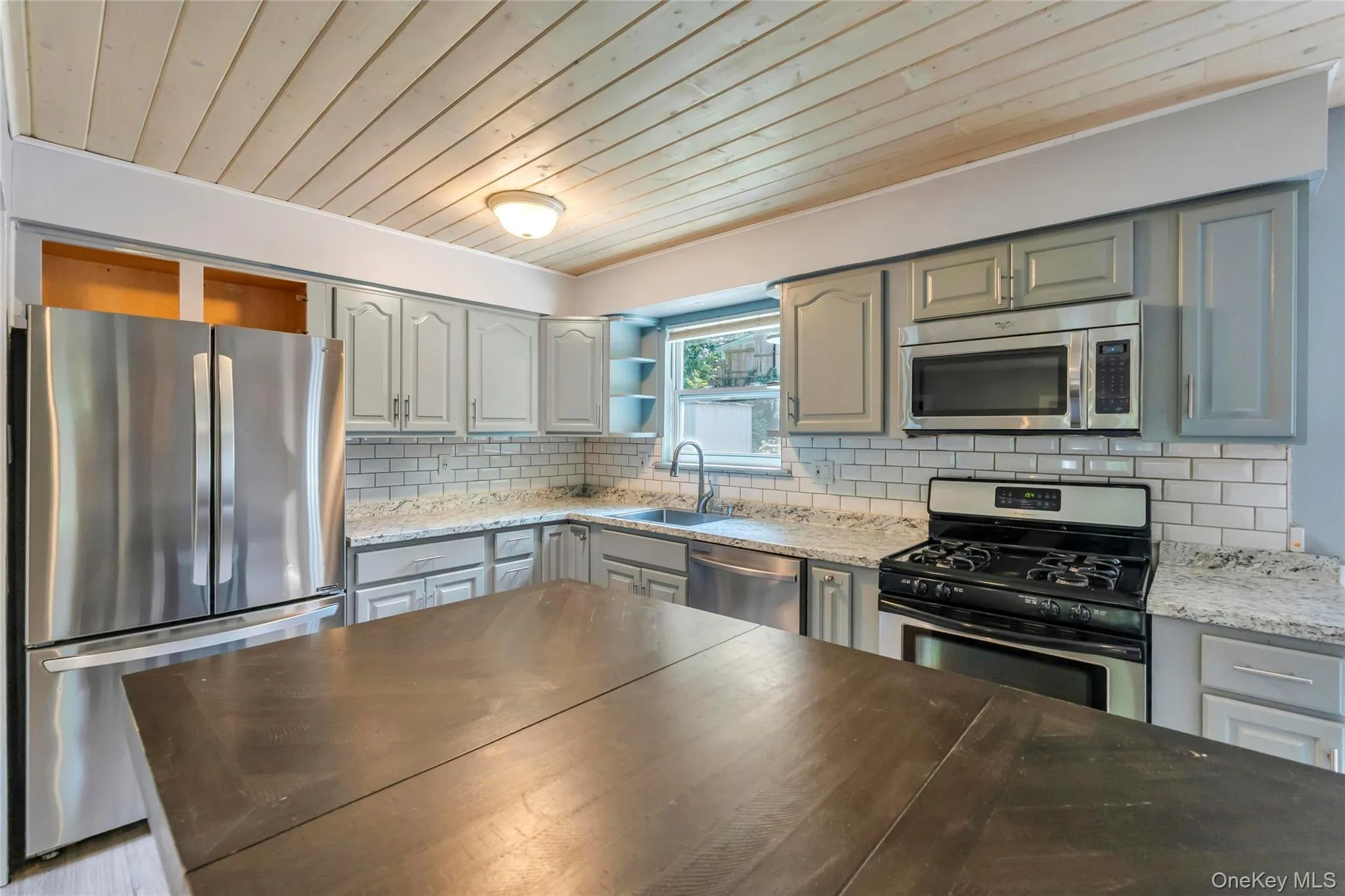 14 Seaside Avenue, Brookhaven, NY, 4 Bedrooms Bedrooms, 6 Rooms Rooms,2 BathroomsBathrooms,Residential,For Rent,Seaside,0,1032717 14 Seaside Avenue, Brookhaven, NY, 4 Bedrooms Bedrooms, 6 Rooms Rooms,2 BathroomsBathrooms,Residential,For Rent,Seaside,0,1032717