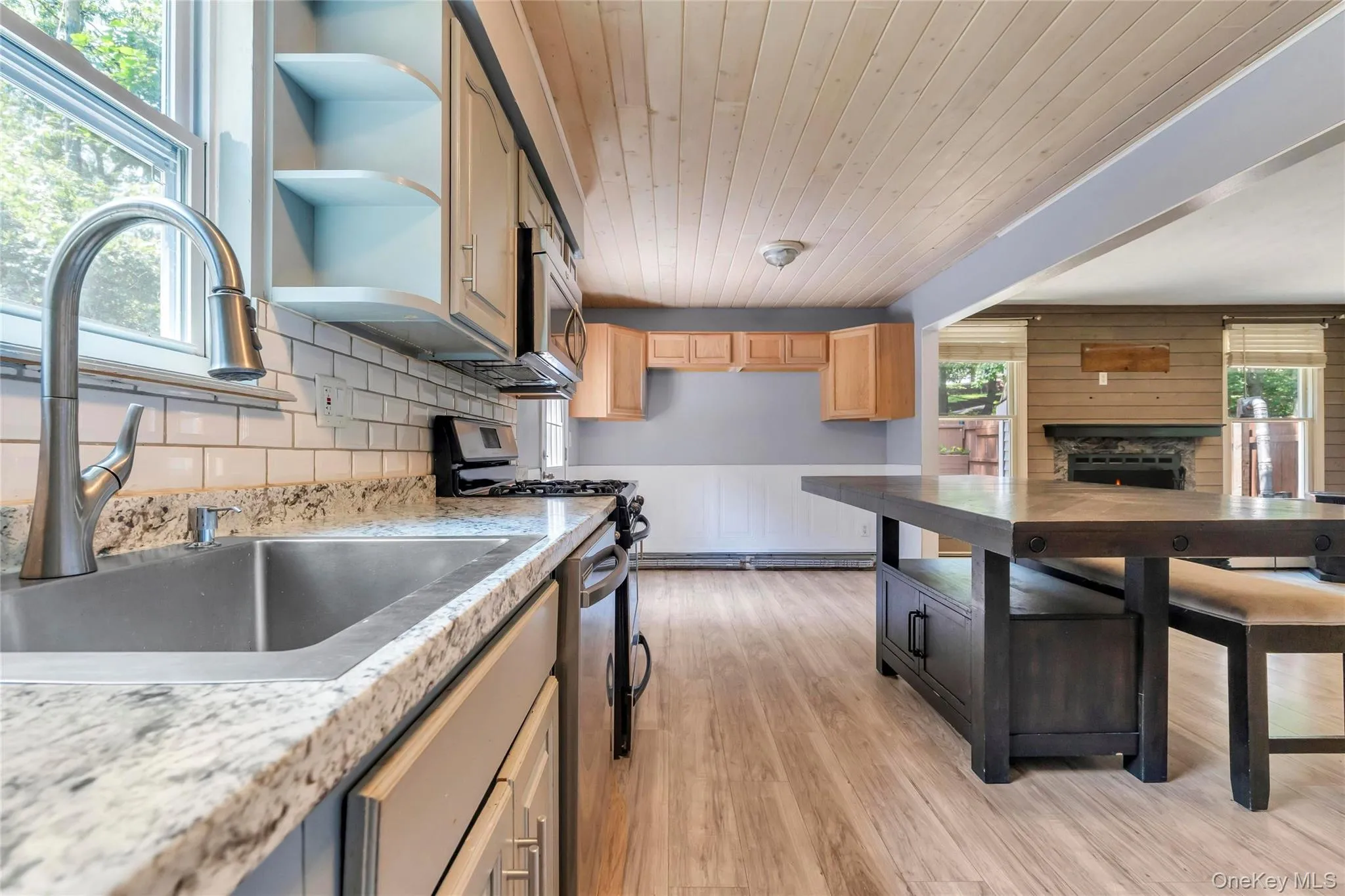 14 Seaside Avenue, Brookhaven, NY, 4 Bedrooms Bedrooms, 6 Rooms Rooms,2 BathroomsBathrooms,Residential,For Rent,Seaside,0,1032717 14 Seaside Avenue, Brookhaven, NY, 4 Bedrooms Bedrooms, 6 Rooms Rooms,2 BathroomsBathrooms,Residential,For Rent,Seaside,0,1032717