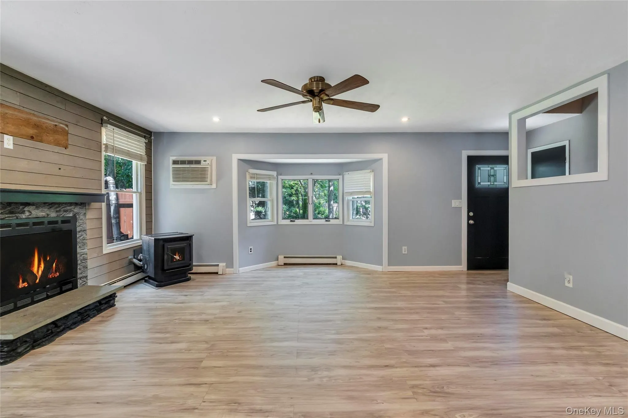 14 Seaside Avenue, Brookhaven, NY, 4 Bedrooms Bedrooms, 6 Rooms Rooms,2 BathroomsBathrooms,Residential,For Rent,Seaside,0,1032717 14 Seaside Avenue, Brookhaven, NY, 4 Bedrooms Bedrooms, 6 Rooms Rooms,2 BathroomsBathrooms,Residential,For Rent,Seaside,0,1032717