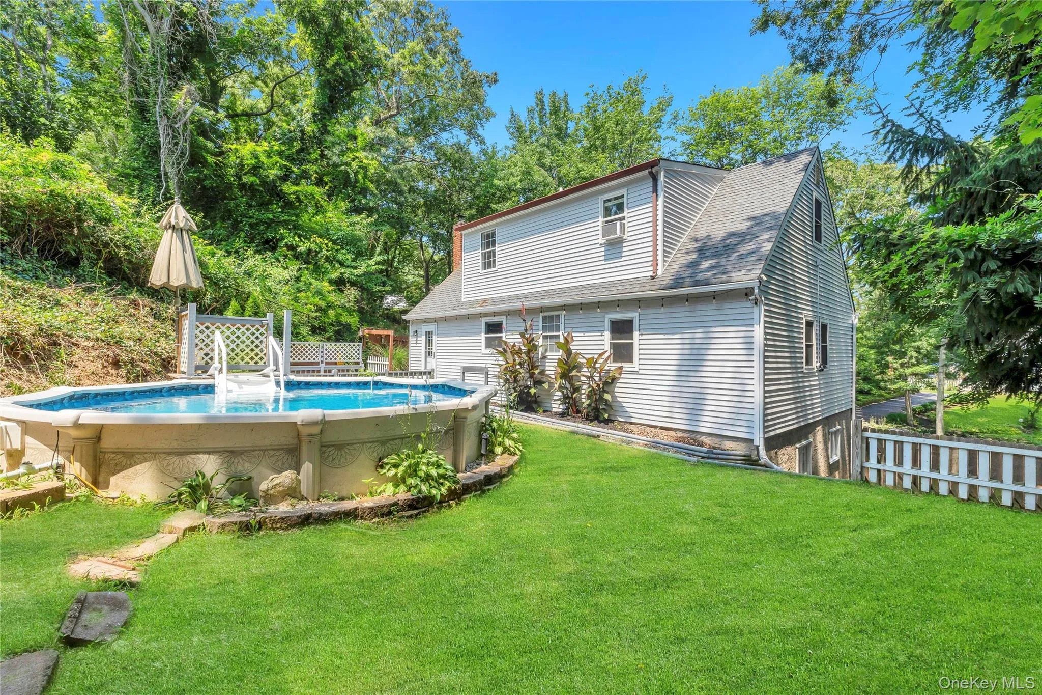 14 Seaside Avenue, Brookhaven, NY, 4 Bedrooms Bedrooms, 6 Rooms Rooms,2 BathroomsBathrooms,Residential,For Rent,Seaside,0,1032717 14 Seaside Avenue, Brookhaven, NY, 4 Bedrooms Bedrooms, 6 Rooms Rooms,2 BathroomsBathrooms,Residential,For Rent,Seaside,0,1032717