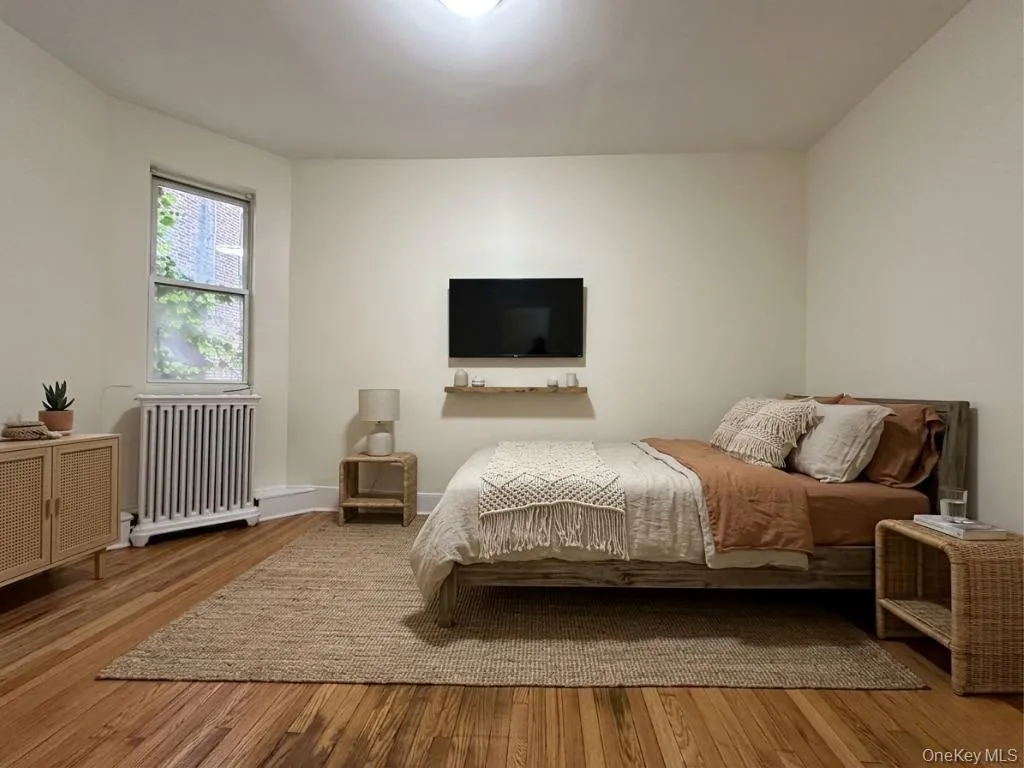 52 Main Street, Yonkers, NY, 2 Bedrooms Bedrooms, 6 Rooms Rooms,1 BathroomBathrooms,Residential Lease,For Rent,Main,0,1032718 52 Main Street, Yonkers, NY, 2 Bedrooms Bedrooms, 6 Rooms Rooms,1 BathroomBathrooms,Residential Lease,For Rent,Main,0,1032718