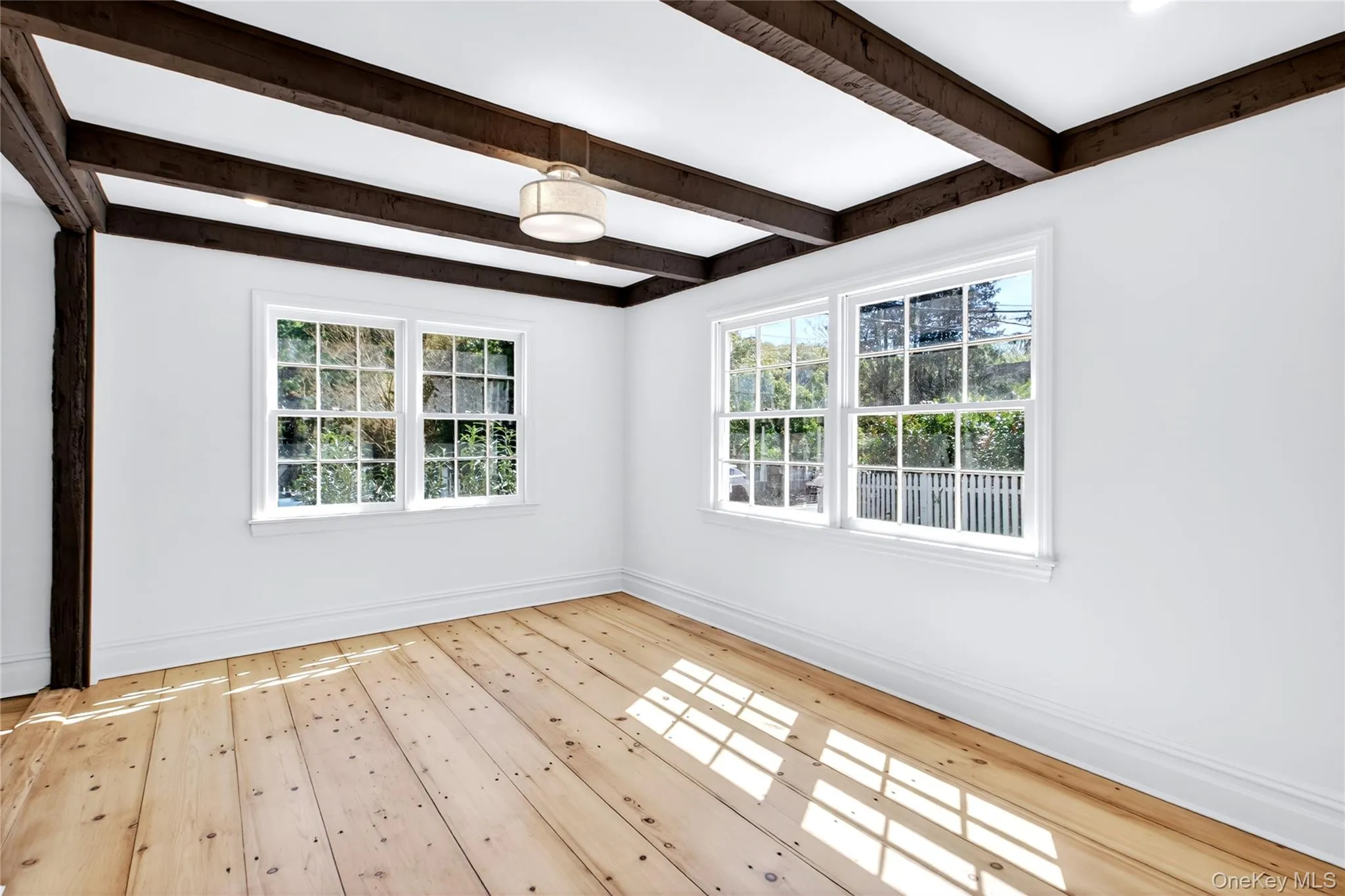 94 Main Street, North Hempstead, NY, 3 Bedrooms Bedrooms, 6 Rooms Rooms,2 BathroomsBathrooms,Residential,For Rent,Main,0,1032719 94 Main Street, North Hempstead, NY, 3 Bedrooms Bedrooms, 6 Rooms Rooms,2 BathroomsBathrooms,Residential,For Rent,Main,0,1032719