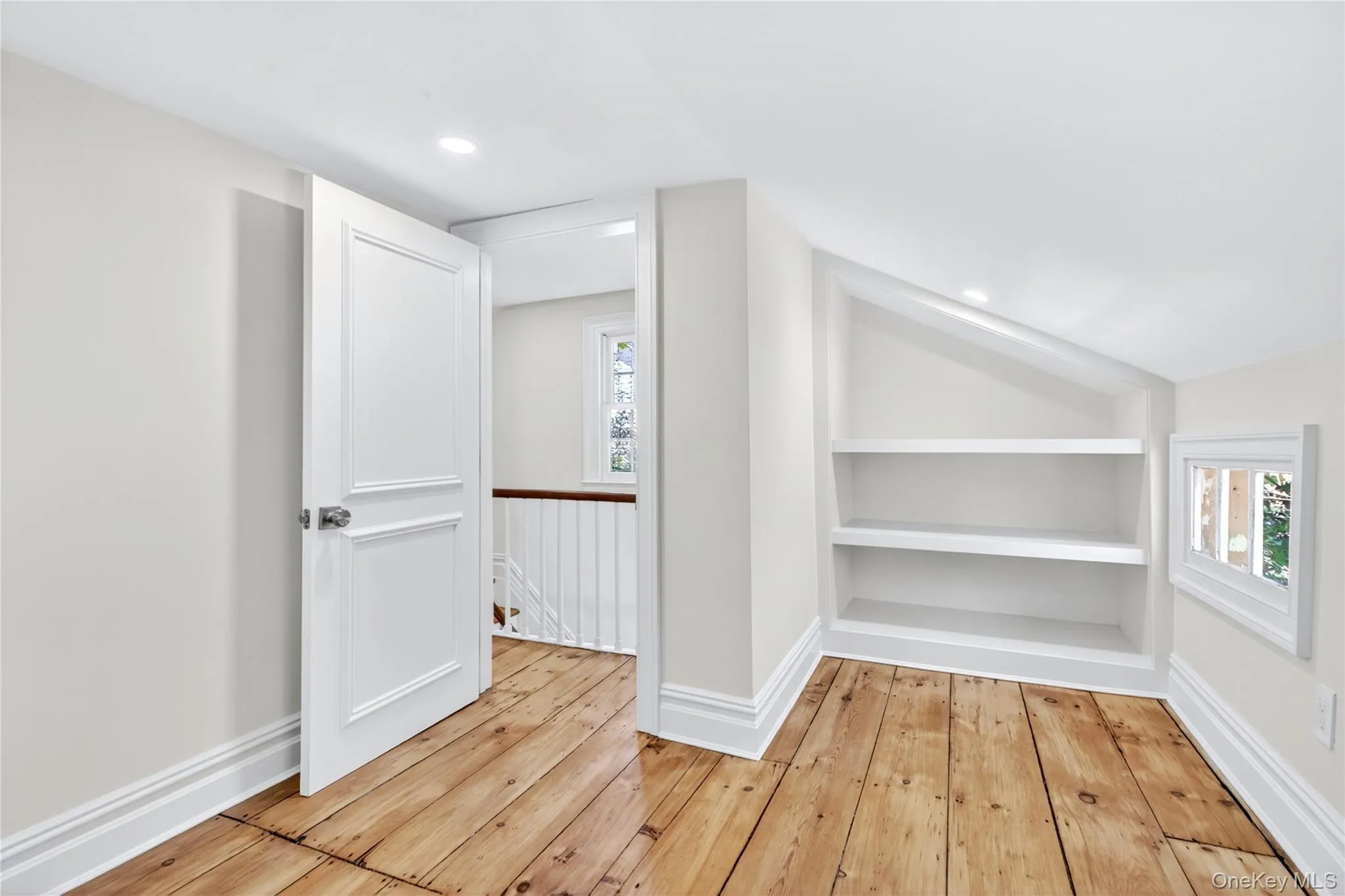 94 Main Street, North Hempstead, NY, 3 Bedrooms Bedrooms, 6 Rooms Rooms,2 BathroomsBathrooms,Residential,For Rent,Main,0,1032719 94 Main Street, North Hempstead, NY, 3 Bedrooms Bedrooms, 6 Rooms Rooms,2 BathroomsBathrooms,Residential,For Rent,Main,0,1032719