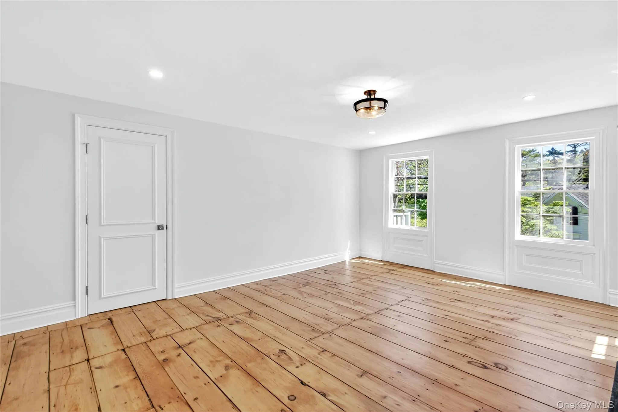 94 Main Street, North Hempstead, NY, 3 Bedrooms Bedrooms, 6 Rooms Rooms,2 BathroomsBathrooms,Residential,For Rent,Main,0,1032719 94 Main Street, North Hempstead, NY, 3 Bedrooms Bedrooms, 6 Rooms Rooms,2 BathroomsBathrooms,Residential,For Rent,Main,0,1032719