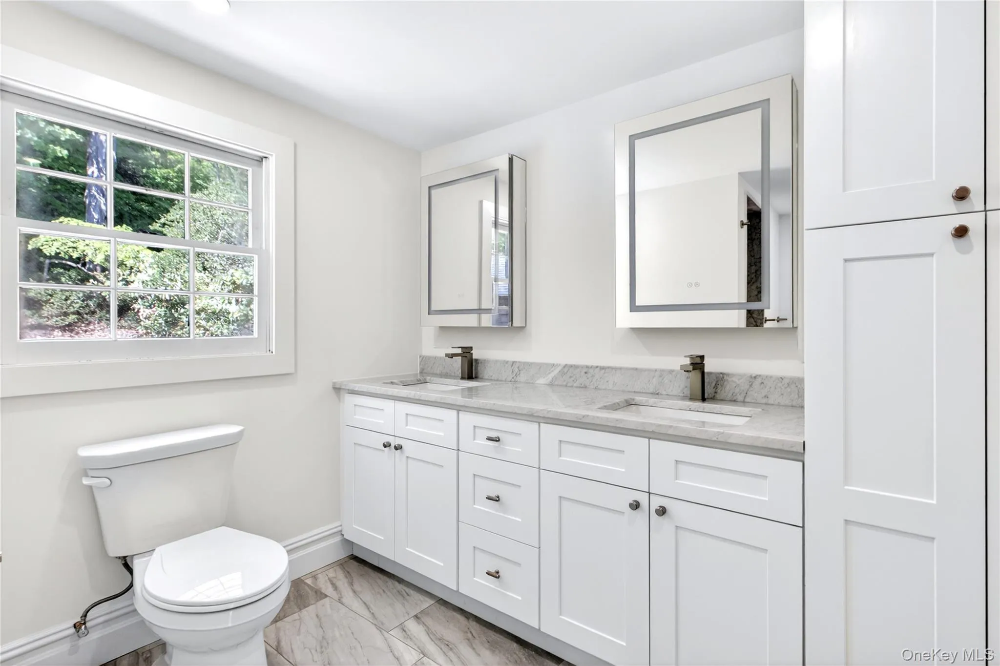 94 Main Street, North Hempstead, NY, 3 Bedrooms Bedrooms, 6 Rooms Rooms,2 BathroomsBathrooms,Residential,For Rent,Main,0,1032719 94 Main Street, North Hempstead, NY, 3 Bedrooms Bedrooms, 6 Rooms Rooms,2 BathroomsBathrooms,Residential,For Rent,Main,0,1032719