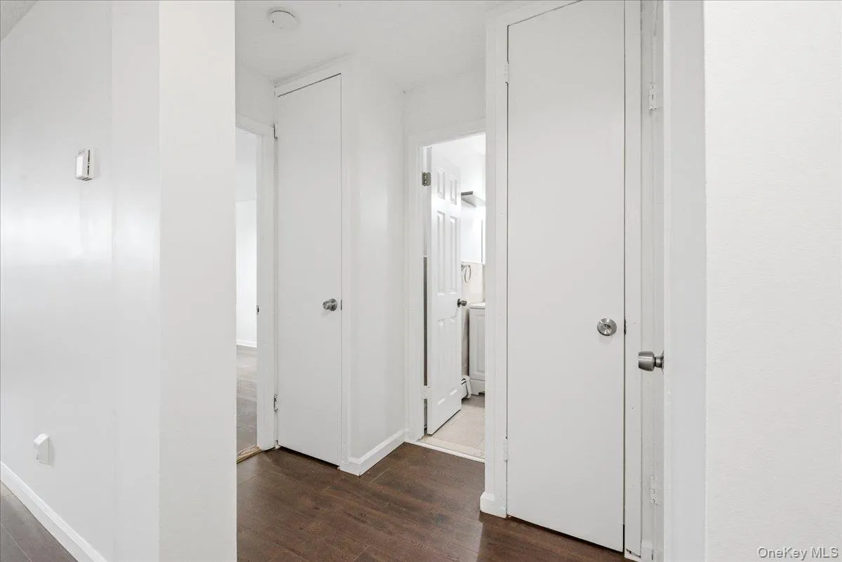 78-06 153rd Avenue, New York, NY, 1 Bedroom Bedrooms, 4 Rooms Rooms,1 BathroomBathrooms,Residential Lease,For Rent,153rd,0,1032721 78-06 153rd Avenue, New York, NY, 1 Bedroom Bedrooms, 4 Rooms Rooms,1 BathroomBathrooms,Residential Lease,For Rent,153rd,0,1032721