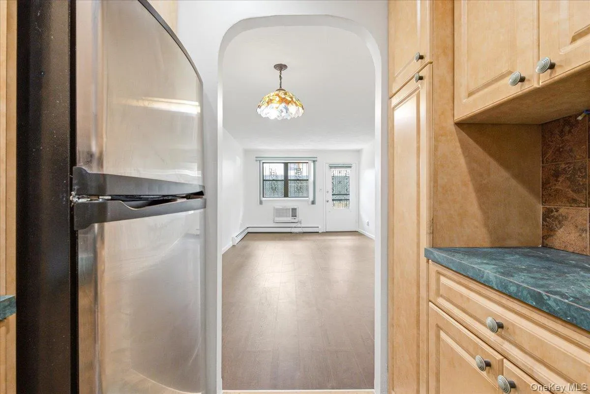 78-06 153rd Avenue, New York, NY, 1 Bedroom Bedrooms, 4 Rooms Rooms,1 BathroomBathrooms,Residential Lease,For Rent,153rd,0,1032721 78-06 153rd Avenue, New York, NY, 1 Bedroom Bedrooms, 4 Rooms Rooms,1 BathroomBathrooms,Residential Lease,For Rent,153rd,0,1032721