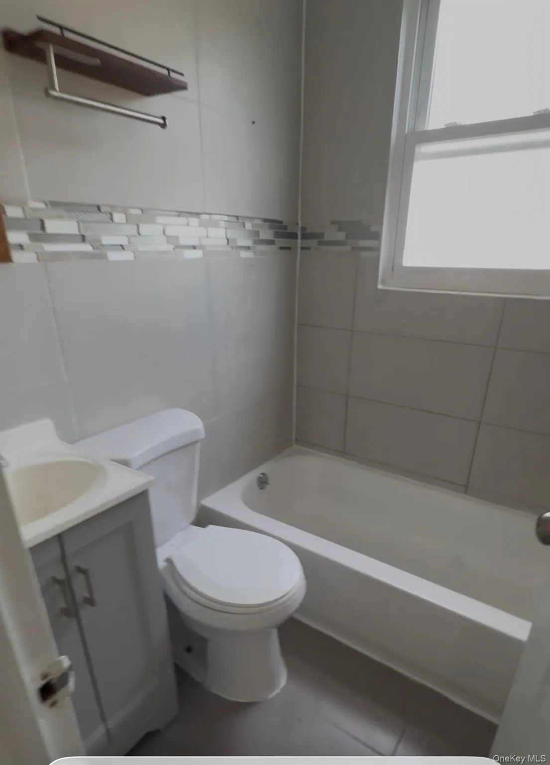 112-30 Rockaway Beach BLVD, New York, NY, 2 Bedroom Bedrooms, 5 Room Rooms,1 BathroomBathrooms,Residential Lease,For Rent,Rockaway Beach BLVD,0,1032722 112-30 Rockaway Beach BLVD, New York, NY, 2 Bedroom Bedrooms, 5 Room Rooms,1 BathroomBathrooms,Residential Lease,For Rent,Rockaway Beach BLVD,0,1032722