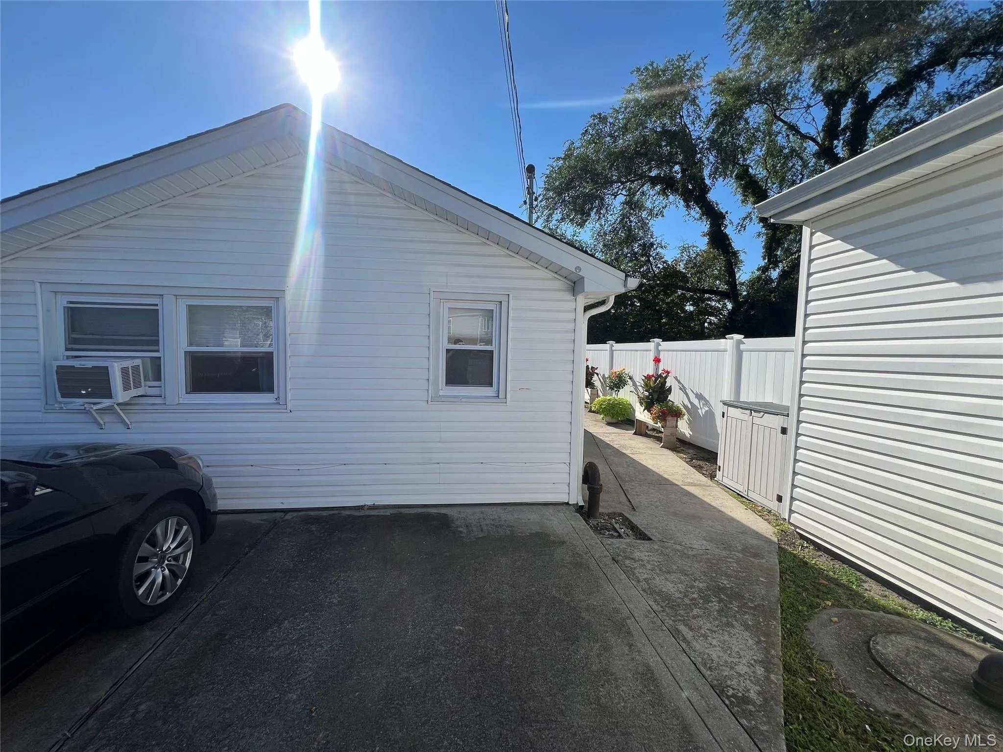 79 Radcliffe Road, Hempstead, NY, 1 Bedroom Bedrooms, 3 Rooms Rooms,1 BathroomBathrooms,Residential Lease,For Rent,Radcliffe,0,1032725 79 Radcliffe Road, Hempstead, NY, 1 Bedroom Bedrooms, 3 Rooms Rooms,1 BathroomBathrooms,Residential Lease,For Rent,Radcliffe,0,1032725