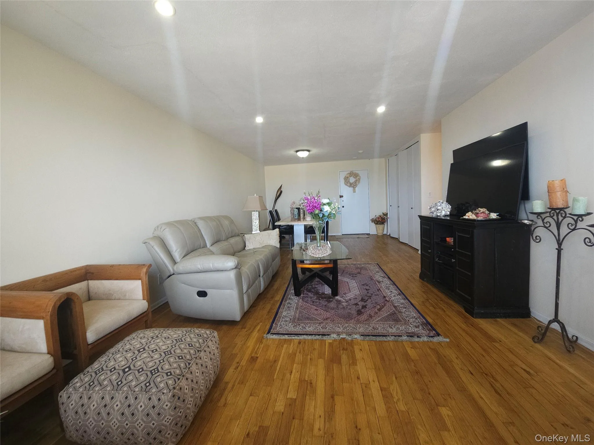 666 Shore, Long Beach, NY, 2 Bedrooms Bedrooms, 6 Rooms Rooms,2 BathroomsBathrooms,Residential,For Rent,Shore,0,1032729 666 Shore, Long Beach, NY, 2 Bedrooms Bedrooms, 6 Rooms Rooms,2 BathroomsBathrooms,Residential,For Rent,Shore,0,1032729