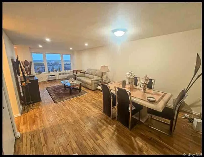 666 Shore, Long Beach, NY, 2 Bedrooms Bedrooms, 6 Rooms Rooms,2 BathroomsBathrooms,Residential,For Rent,Shore,0,1032729 666 Shore, Long Beach, NY, 2 Bedrooms Bedrooms, 6 Rooms Rooms,2 BathroomsBathrooms,Residential,For Rent,Shore,0,1032729