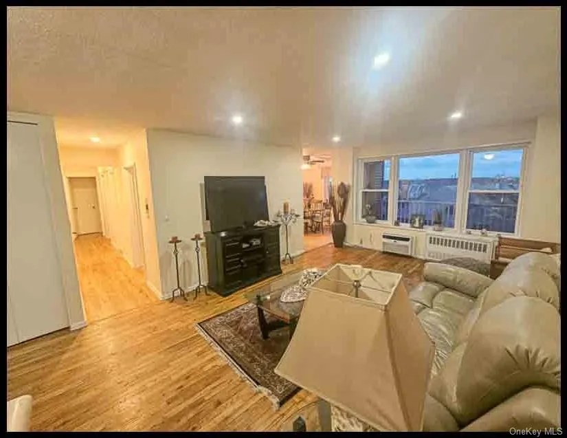 666 Shore, Long Beach, NY, 2 Bedrooms Bedrooms, 6 Rooms Rooms,2 BathroomsBathrooms,Residential,For Rent,Shore,0,1032729 666 Shore, Long Beach, NY, 2 Bedrooms Bedrooms, 6 Rooms Rooms,2 BathroomsBathrooms,Residential,For Rent,Shore,0,1032729