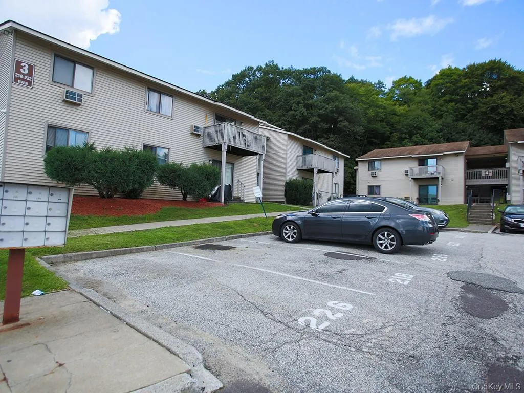 226 Concord Lane, Middletown, NY, 1 Bedroom Bedrooms, 3 Rooms Rooms,1 BathroomBathrooms,Residential Lease,For Rent,Concord,0,1032731 226 Concord Lane, Middletown, NY, 1 Bedroom Bedrooms, 3 Rooms Rooms,1 BathroomBathrooms,Residential Lease,For Rent,Concord,0,1032731