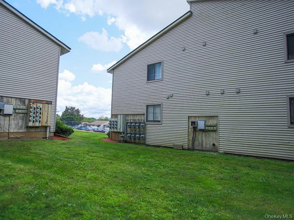 226 Concord Lane, Middletown, NY, 1 Bedroom Bedrooms, 3 Rooms Rooms,1 BathroomBathrooms,Residential Lease,For Rent,Concord,0,1032731 226 Concord Lane, Middletown, NY, 1 Bedroom Bedrooms, 3 Rooms Rooms,1 BathroomBathrooms,Residential Lease,For Rent,Concord,0,1032731