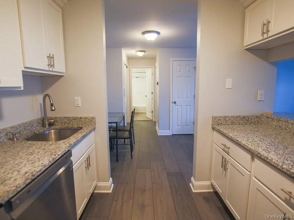 226 Concord Lane, Middletown, NY, 1 Bedroom Bedrooms, 3 Rooms Rooms,1 BathroomBathrooms,Residential Lease,For Rent,Concord,0,1032731 226 Concord Lane, Middletown, NY, 1 Bedroom Bedrooms, 3 Rooms Rooms,1 BathroomBathrooms,Residential Lease,For Rent,Concord,0,1032731
