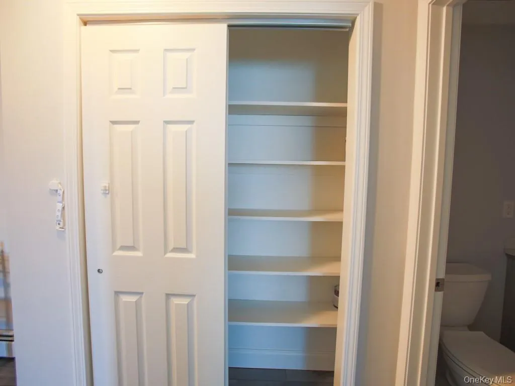 226 Concord Lane, Middletown, NY, 1 Bedroom Bedrooms, 3 Rooms Rooms,1 BathroomBathrooms,Residential Lease,For Rent,Concord,0,1032731 226 Concord Lane, Middletown, NY, 1 Bedroom Bedrooms, 3 Rooms Rooms,1 BathroomBathrooms,Residential Lease,For Rent,Concord,0,1032731