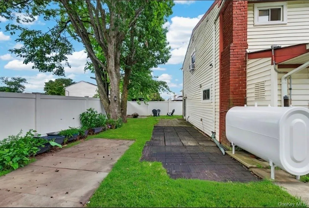 60 Lincoln Avenue, Babylon, NY, 3 Bedrooms Bedrooms, 8 Rooms Rooms,2 BathroomsBathrooms,Residential,For Rent,Lincoln,0,1032734 60 Lincoln Avenue, Babylon, NY, 3 Bedrooms Bedrooms, 8 Rooms Rooms,2 BathroomsBathrooms,Residential,For Rent,Lincoln,0,1032734