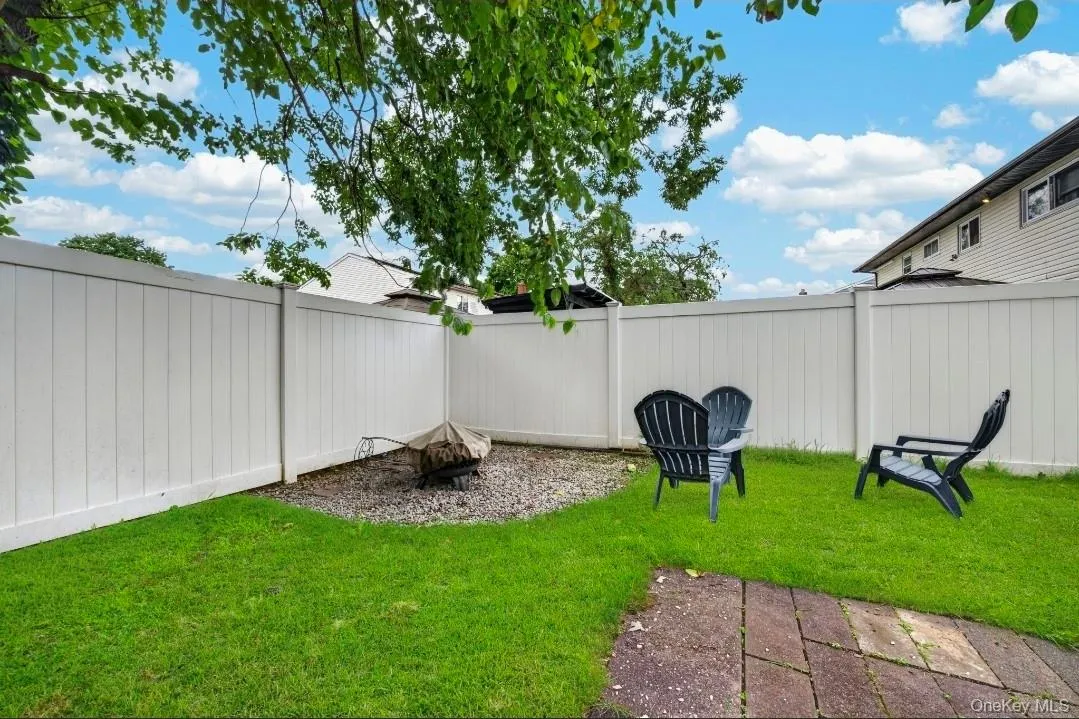 60 Lincoln Avenue, Babylon, NY, 3 Bedrooms Bedrooms, 8 Rooms Rooms,2 BathroomsBathrooms,Residential,For Rent,Lincoln,0,1032734 60 Lincoln Avenue, Babylon, NY, 3 Bedrooms Bedrooms, 8 Rooms Rooms,2 BathroomsBathrooms,Residential,For Rent,Lincoln,0,1032734