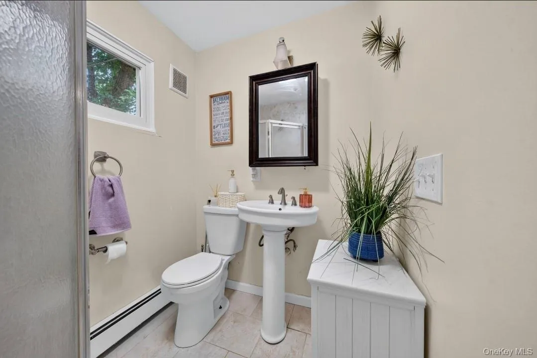 60 Lincoln Avenue, Babylon, NY, 3 Bedrooms Bedrooms, 8 Rooms Rooms,2 BathroomsBathrooms,Residential,For Rent,Lincoln,0,1032734 60 Lincoln Avenue, Babylon, NY, 3 Bedrooms Bedrooms, 8 Rooms Rooms,2 BathroomsBathrooms,Residential,For Rent,Lincoln,0,1032734