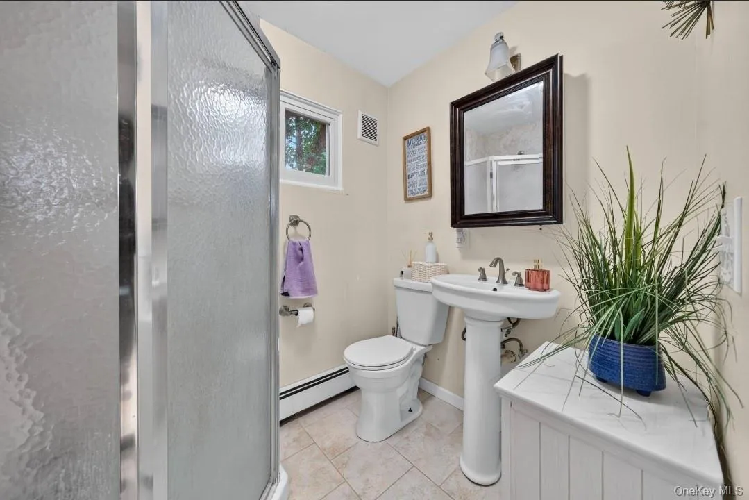 60 Lincoln Avenue, Babylon, NY, 3 Bedrooms Bedrooms, 8 Rooms Rooms,2 BathroomsBathrooms,Residential,For Rent,Lincoln,0,1032734 60 Lincoln Avenue, Babylon, NY, 3 Bedrooms Bedrooms, 8 Rooms Rooms,2 BathroomsBathrooms,Residential,For Rent,Lincoln,0,1032734