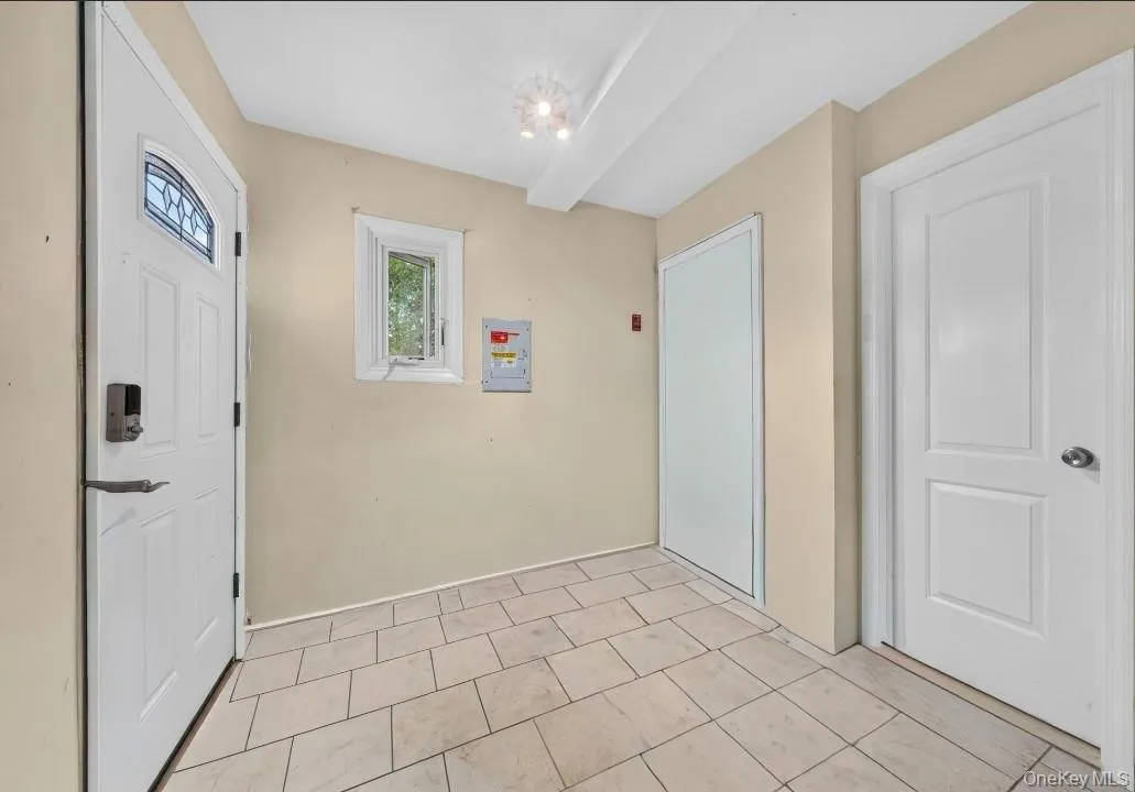 60 Lincoln Avenue, Babylon, NY, 3 Bedrooms Bedrooms, 8 Rooms Rooms,2 BathroomsBathrooms,Residential,For Rent,Lincoln,0,1032734 60 Lincoln Avenue, Babylon, NY, 3 Bedrooms Bedrooms, 8 Rooms Rooms,2 BathroomsBathrooms,Residential,For Rent,Lincoln,0,1032734