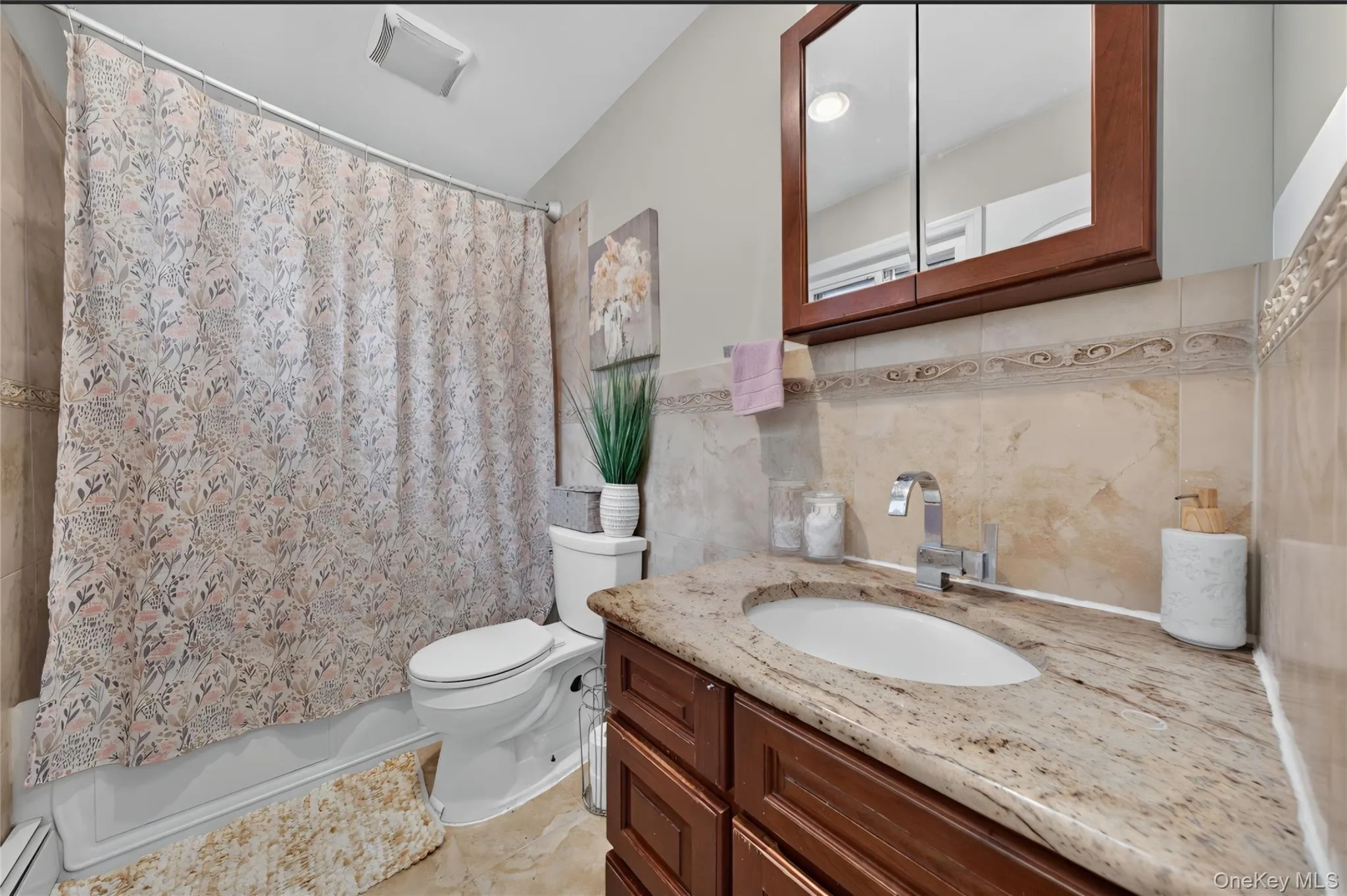 60 Lincoln Avenue, Babylon, NY, 3 Bedrooms Bedrooms, 8 Rooms Rooms,2 BathroomsBathrooms,Residential,For Rent,Lincoln,0,1032734 60 Lincoln Avenue, Babylon, NY, 3 Bedrooms Bedrooms, 8 Rooms Rooms,2 BathroomsBathrooms,Residential,For Rent,Lincoln,0,1032734