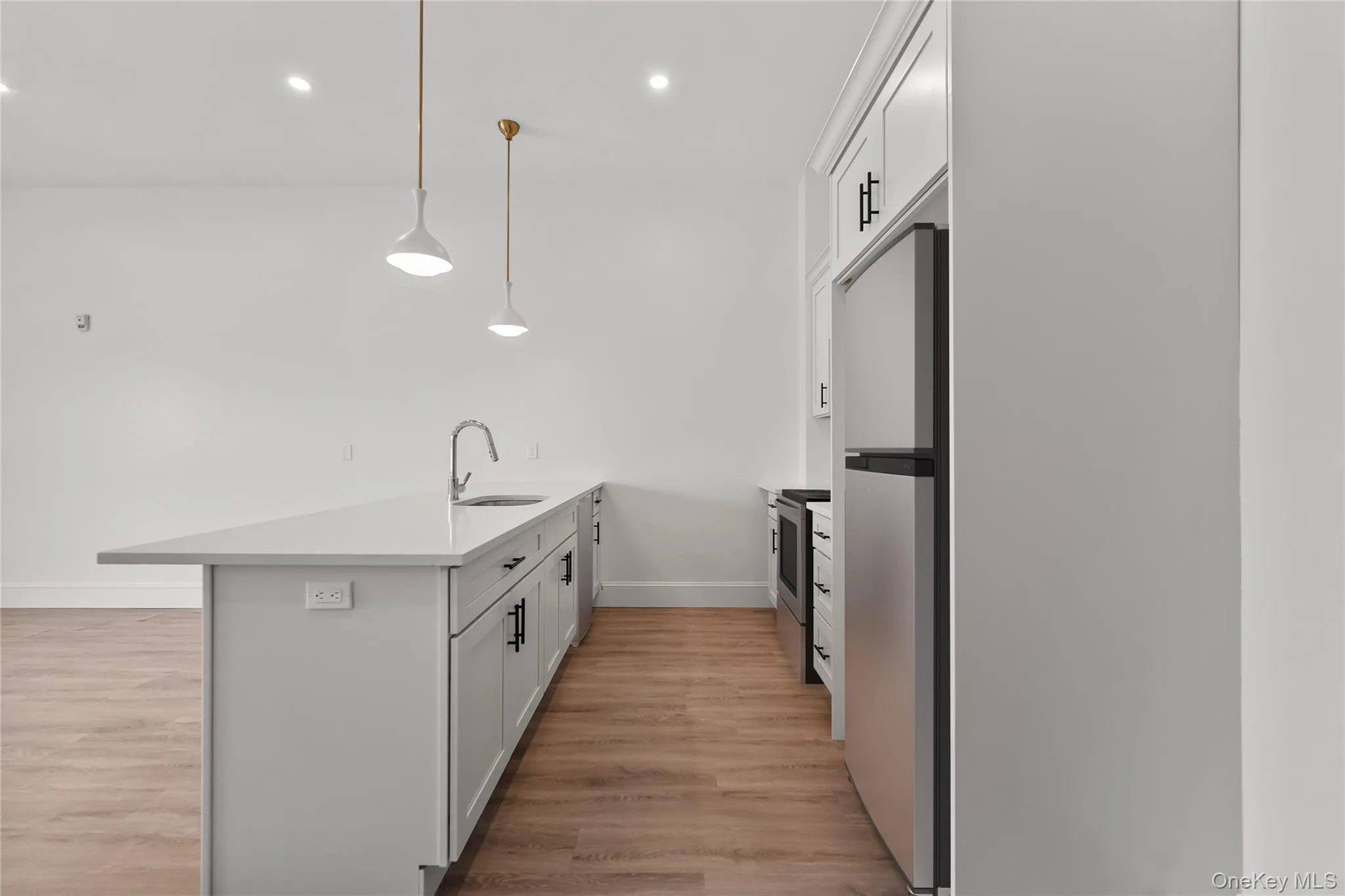 Large Kitchen Island with Stainless Steel appliances Large Kitchen Island with Stainless Steel appliances