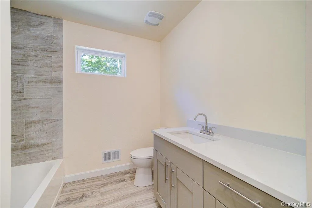 383 Ferndale Loomis Road, Liberty, NY, 5 Bedrooms Bedrooms, 6 Rooms Rooms,2 BathroomsBathrooms,Residential,For Rent,Ferndale Loomis,0,1032750 383 Ferndale Loomis Road, Liberty, NY, 5 Bedrooms Bedrooms, 6 Rooms Rooms,2 BathroomsBathrooms,Residential,For Rent,Ferndale Loomis,0,1032750