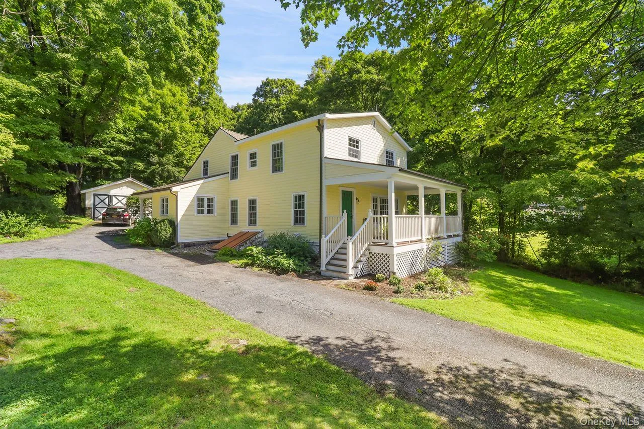 1059 Hanover Street, Yorktown, NY, 4 Bedrooms Bedrooms, 10 Rooms Rooms,2 BathroomsBathrooms,Residential,For Rent,Hanover,0,1032752 1059 Hanover Street, Yorktown, NY, 4 Bedrooms Bedrooms, 10 Rooms Rooms,2 BathroomsBathrooms,Residential,For Rent,Hanover,0,1032752